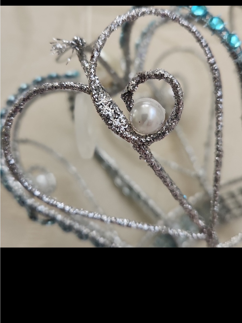 2 Wire Crown w faux pearls Holiday Christmas Ornament - Picture 13 of 14